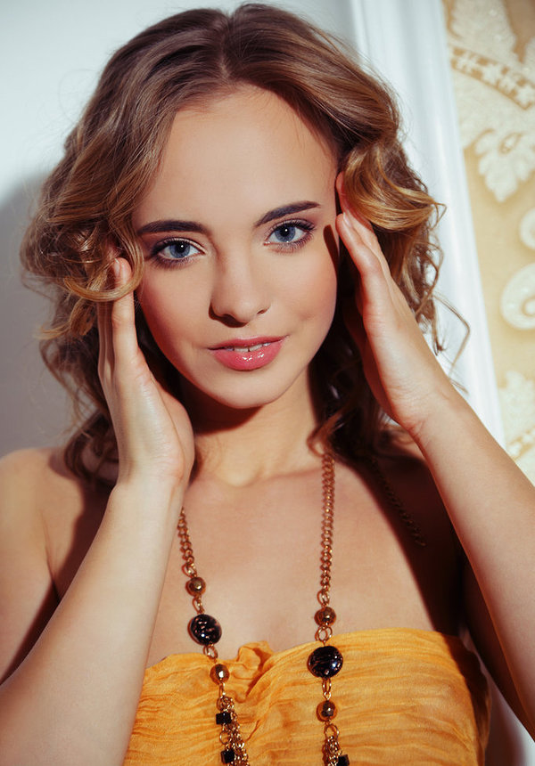 Анастасия, 25